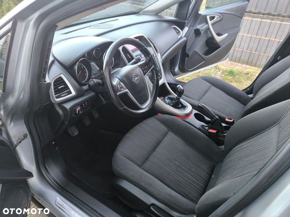 Opel Astra 1.4 T Enjoy - 6