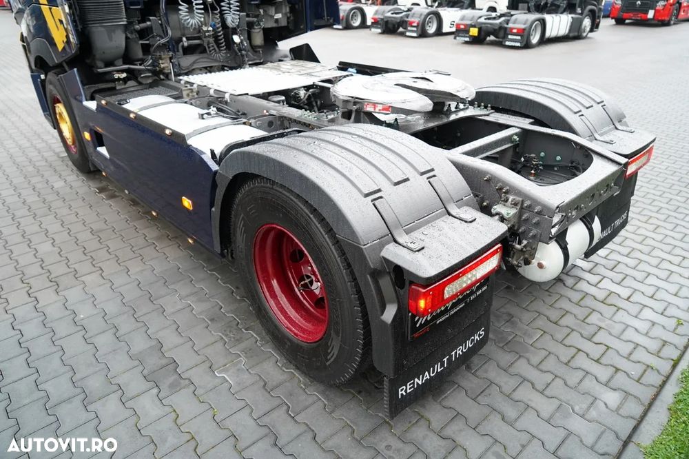 Renault T 520 / EDIȚIE LIMITĂ - 1894 / FULL AIRMATIC / RETARDER / I-PARK COOL / HIDRAULICĂ / PIELE / VERSIUNE FOARTE BOGAȚĂ / DUPĂ CONTRACTUL DE SERVICE - 14
