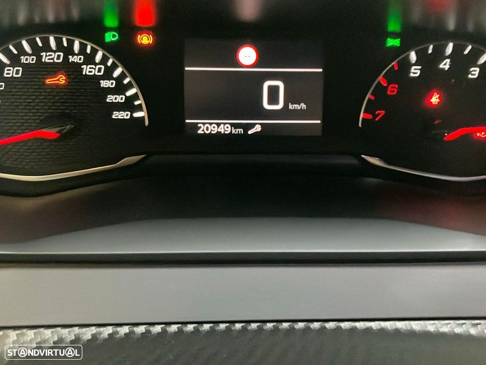 Peugeot 2008 1.2 PureTech Allure - 11