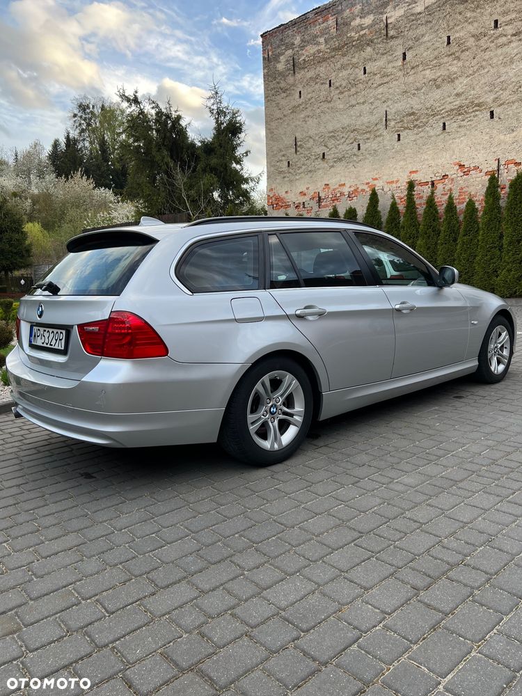 BMW Seria 3 318d - 2