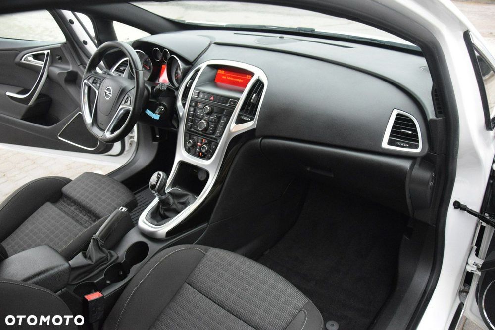 Opel Astra 1.4 T Sport - 24