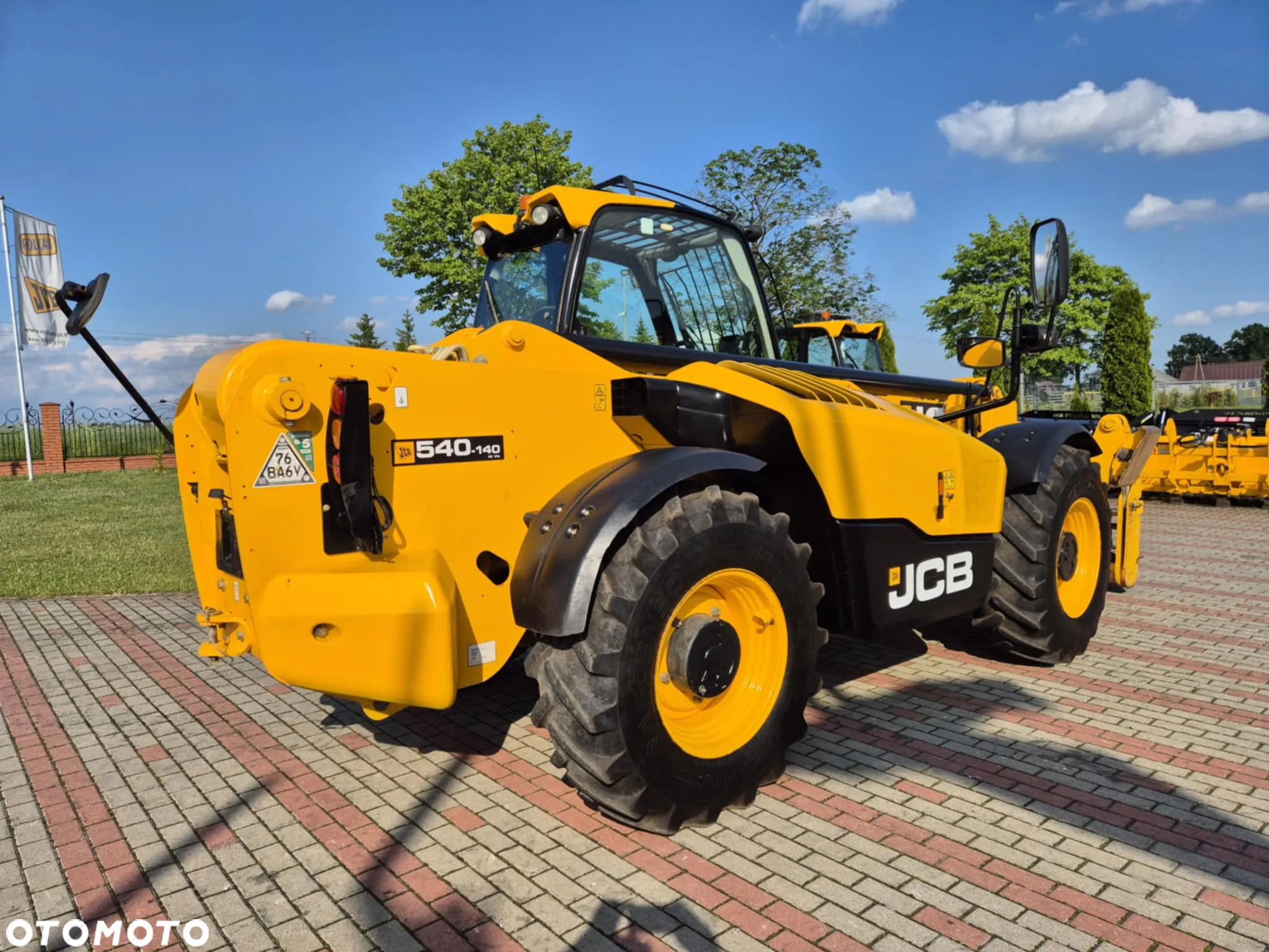 JCB 540-140 HiViz - 2