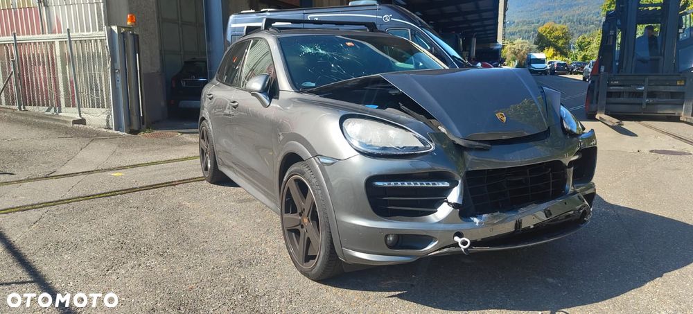 Porsche Cayenne GTS Tiptronic S - 4