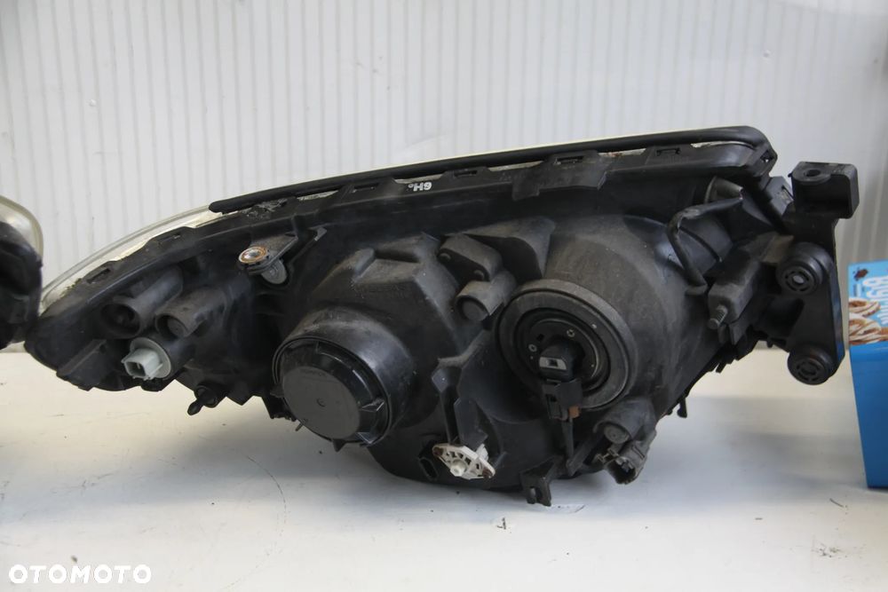 Subaru Forester SG LIFT 05 > 08 Lampa Przód Prawa / Lewa Oryginał Europa - 8