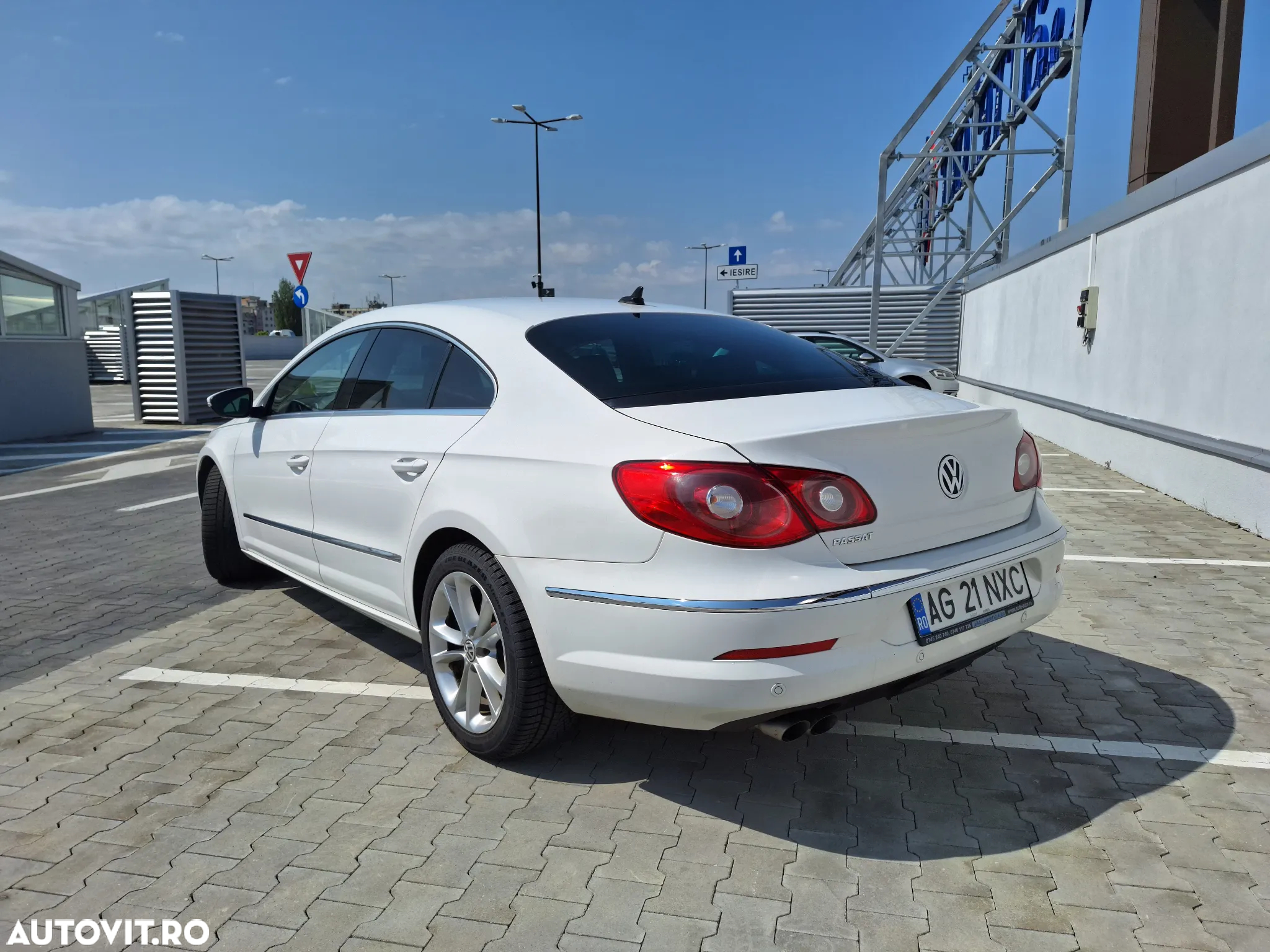 Volkswagen Passat CC 2.0 TDI DSG - 4