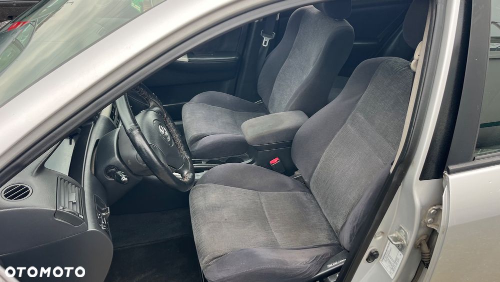 Toyota Corolla 2.0 D-4D Prestige - 12