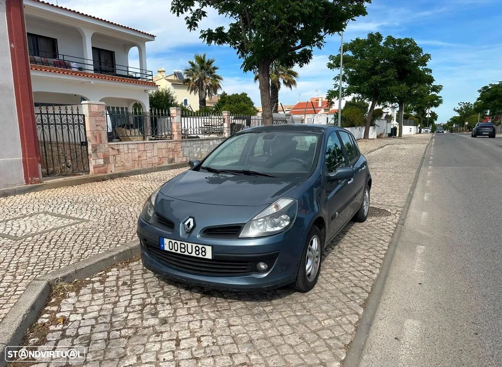 Renault Clio 1.5 dCi Confort - 4