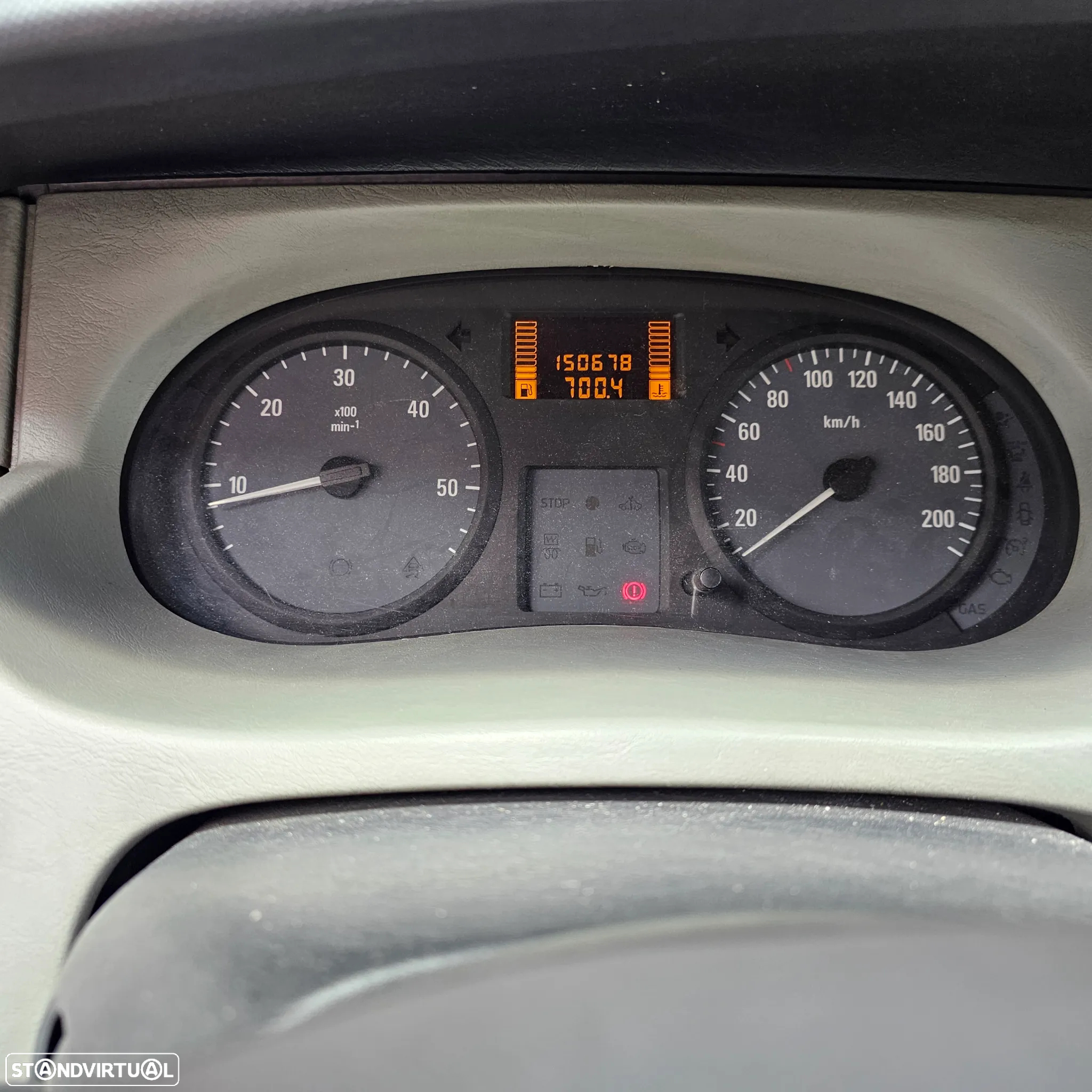 Opel Vivaro 2.0 CDTi L1H1 2.7T 6L - 24