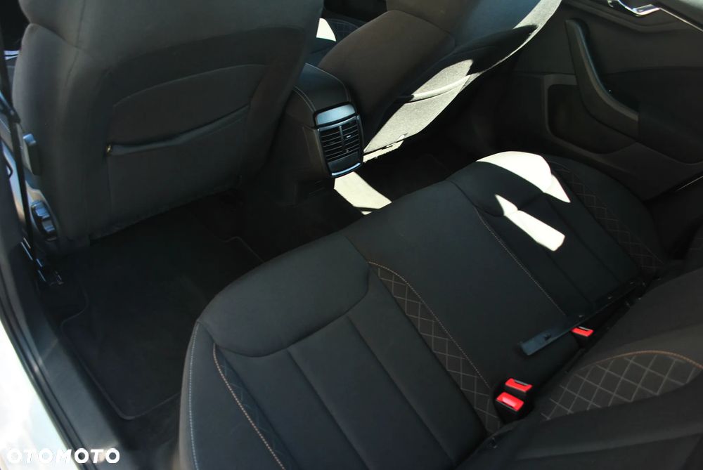 Skoda Kamiq 1.0 TSI Ambition - 9