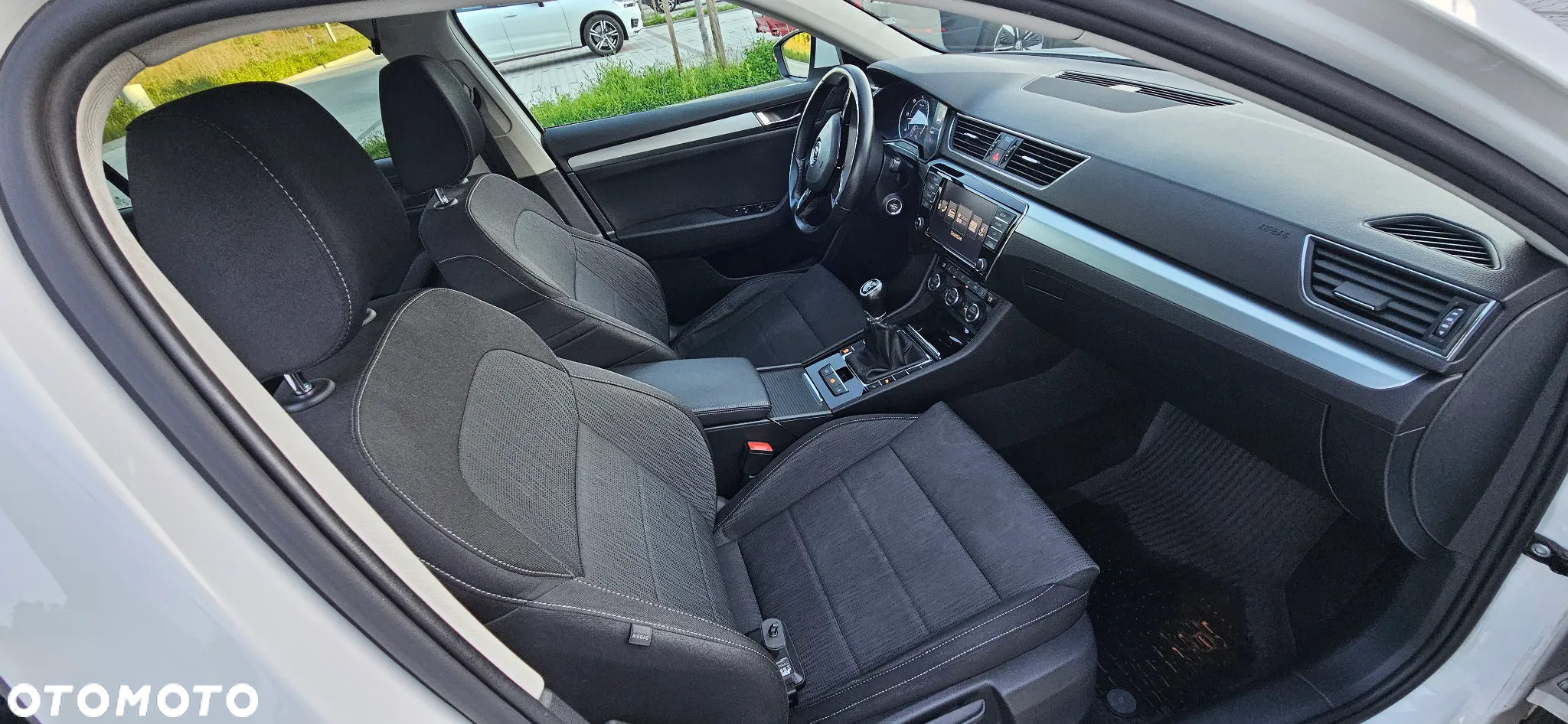 Skoda Superb 1.6 TDI Style - 6