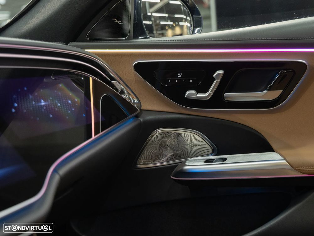 Mercedes-Benz E 300 e Station - 11