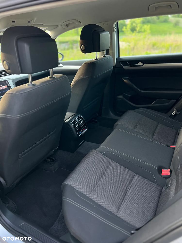 Volkswagen Passat 2.0 TDI BMT Comfortline DSG - 13
