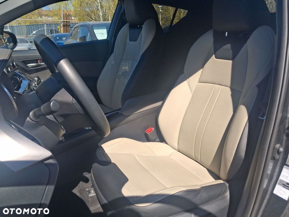 Toyota C-HR 2.0 Hybrid Executive - 13