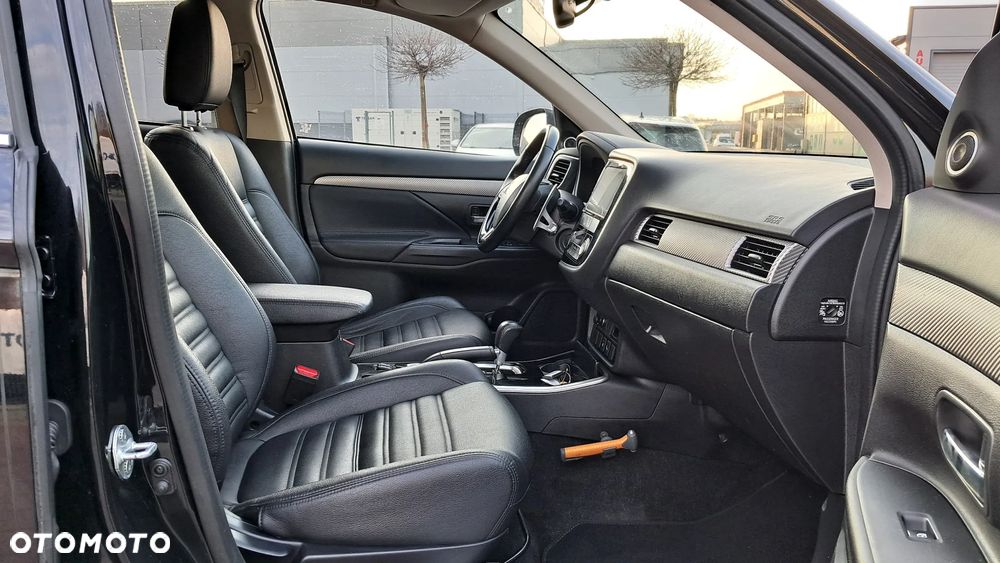 Mitsubishi Outlander 2.0 2WD CVT Diamant Edition+ - 7