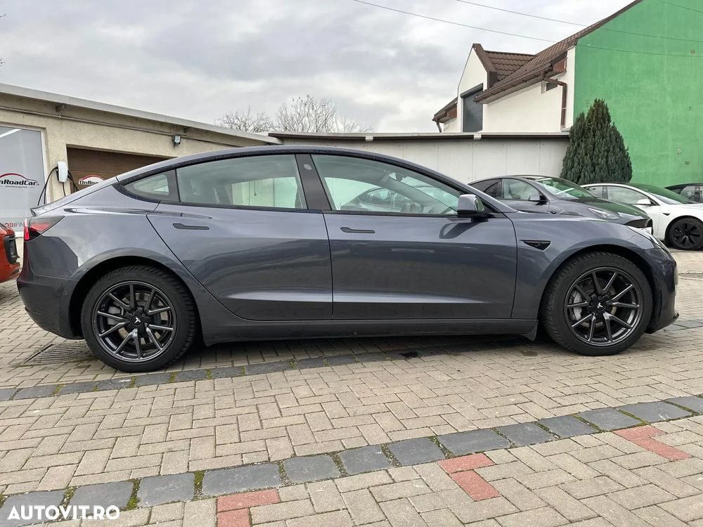 Tesla Model 3 Langstreckenbatterie Allradantrieb Dual Motor - 12
