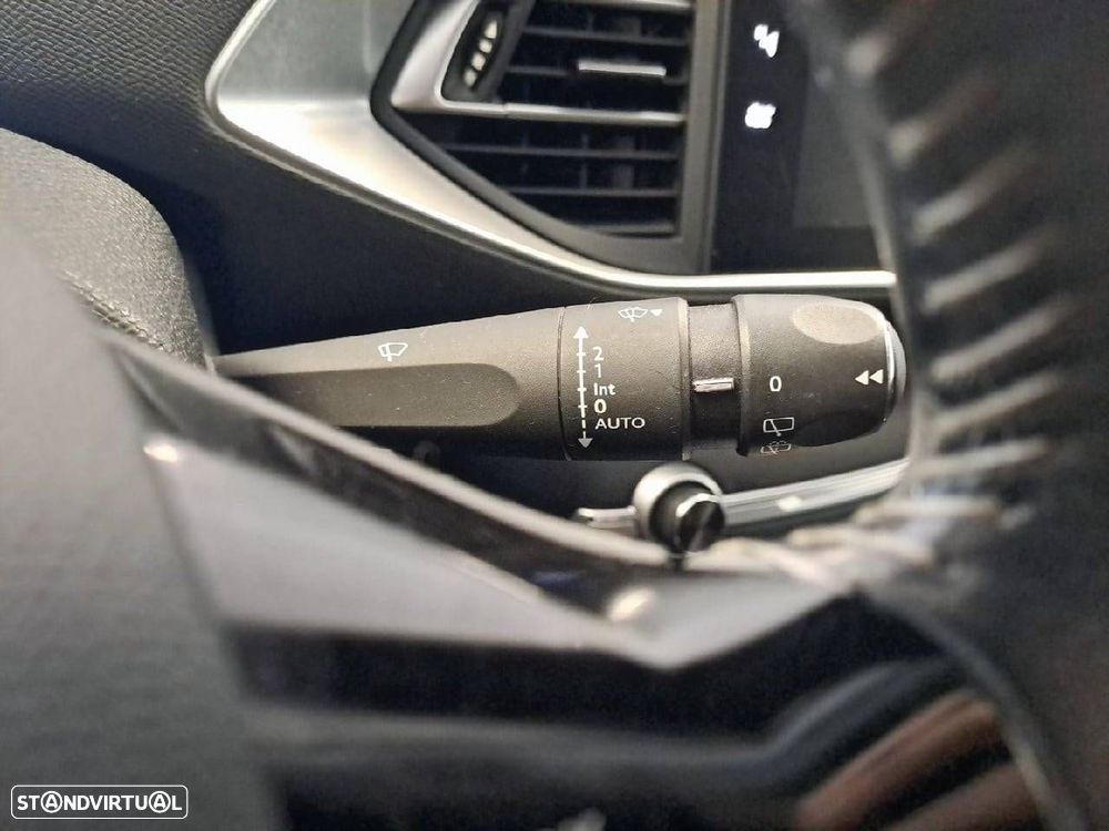 Peugeot 308 1.2 PureTech Style - 15