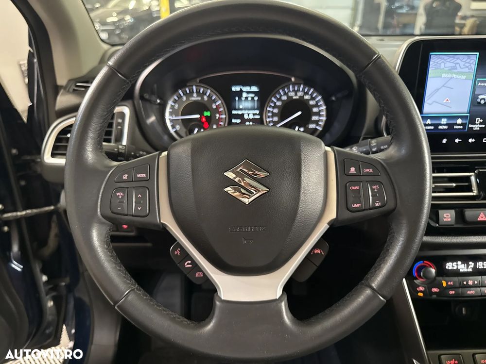 Suzuki S-Cross - 17