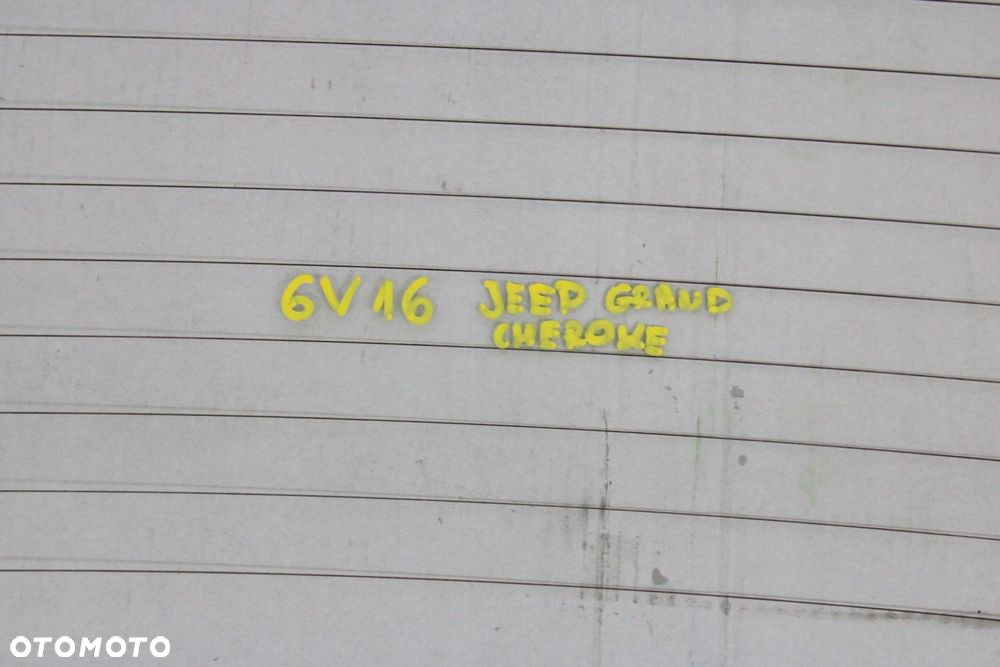 JEEP GRAND CHEROKEE WK 2005R SZYBA SIŁOWNIKI TYŁ TYLNA KLAPY BAGAŻNIKA - 12