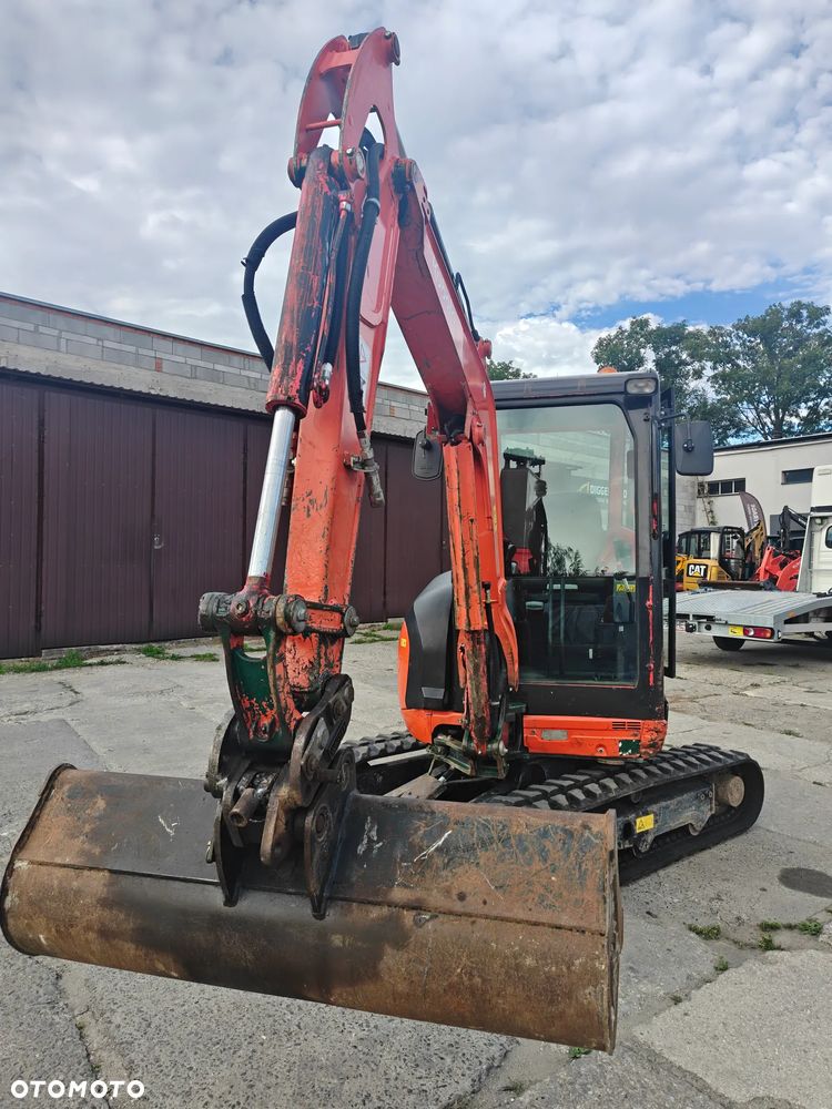 Kubota U27 - 34