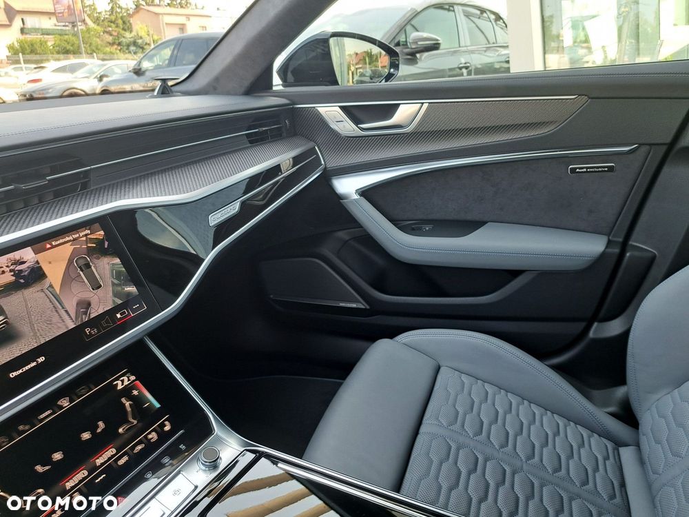 Audi RS6 Avant - 17