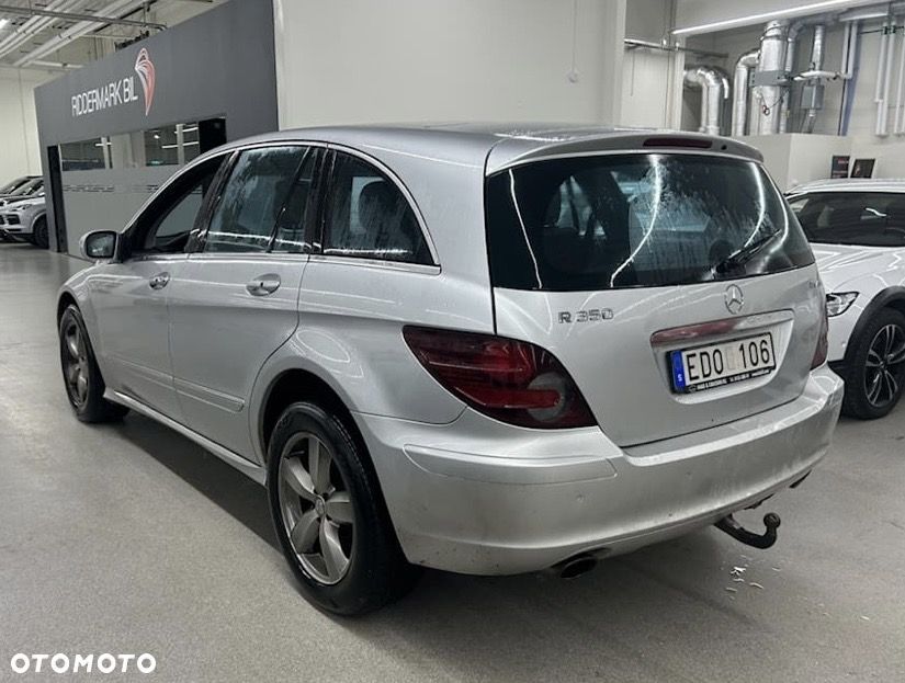Mercedes-Benz Klasa R 350 4Matic 7G-TRONIC Travel Edition - 4