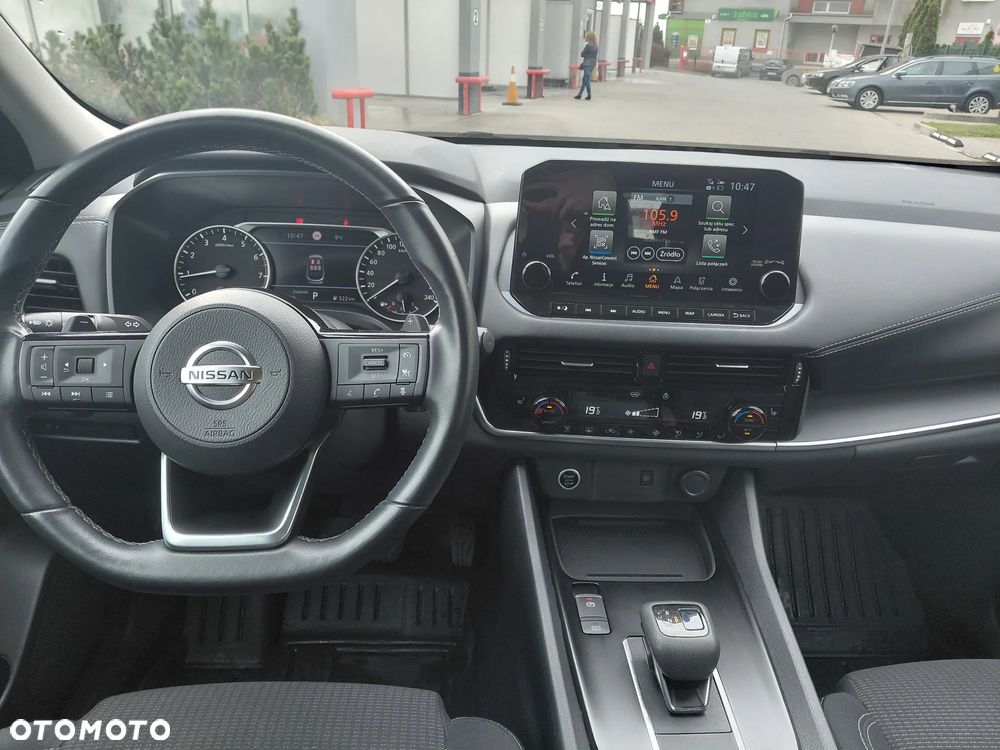 Nissan Qashqai 1.3 DIG-T N-Connecta DCT - 19