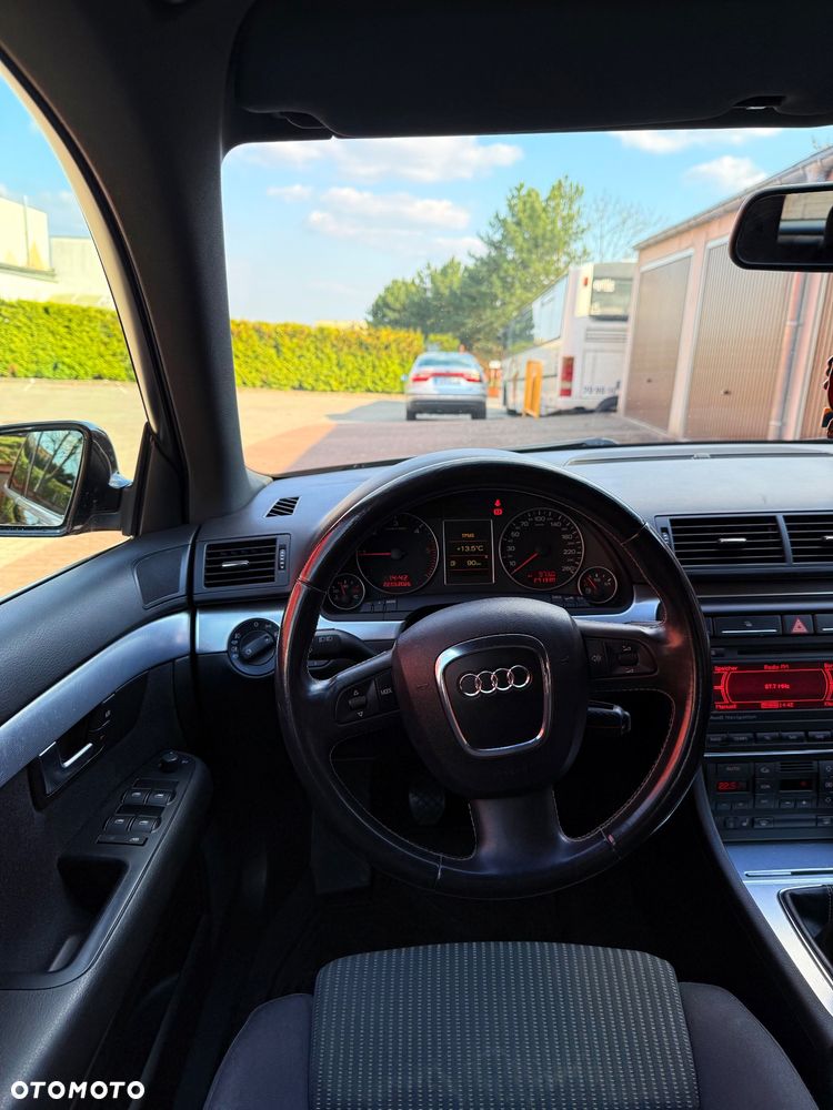Audi A4 Avant 2.0 TDI - 8