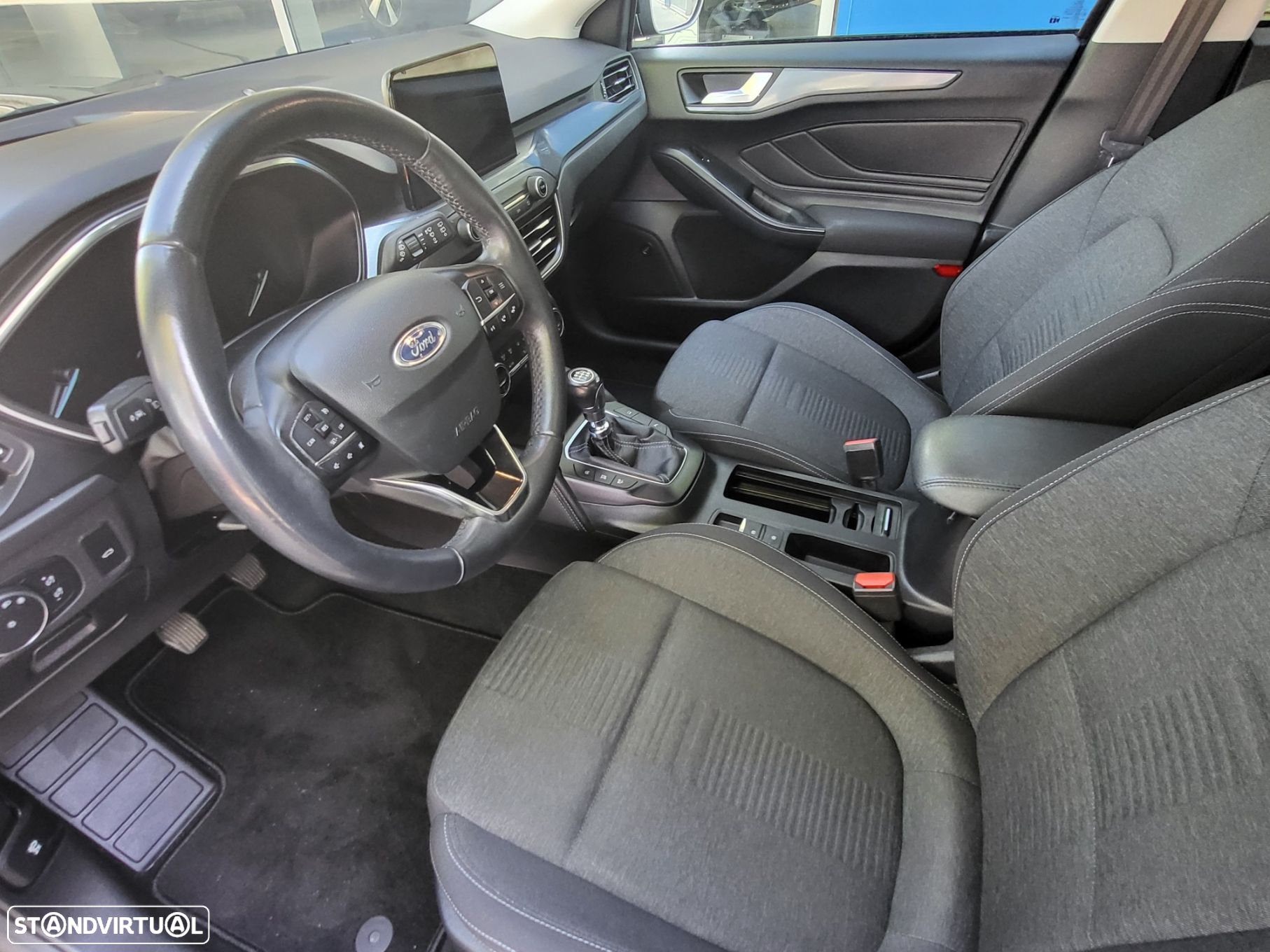 Ford Focus SW 1.0 EcoBoost Active - 6