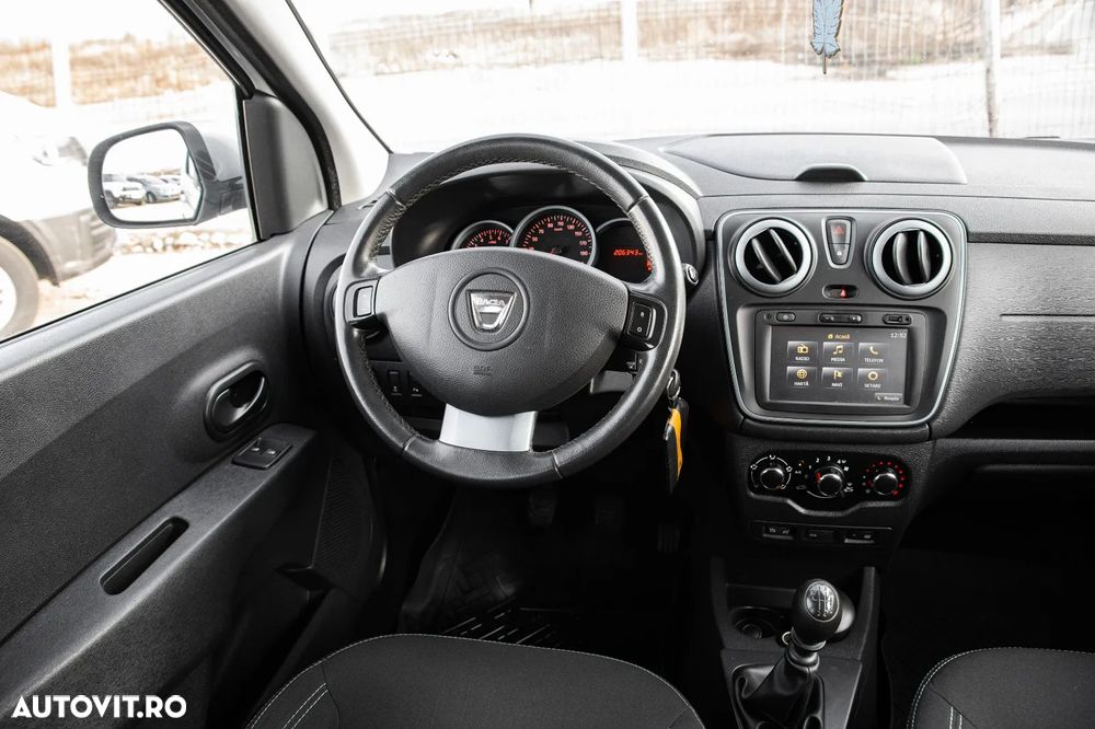 Dacia Lodgy dCi 110 Stepway Celebration - 18