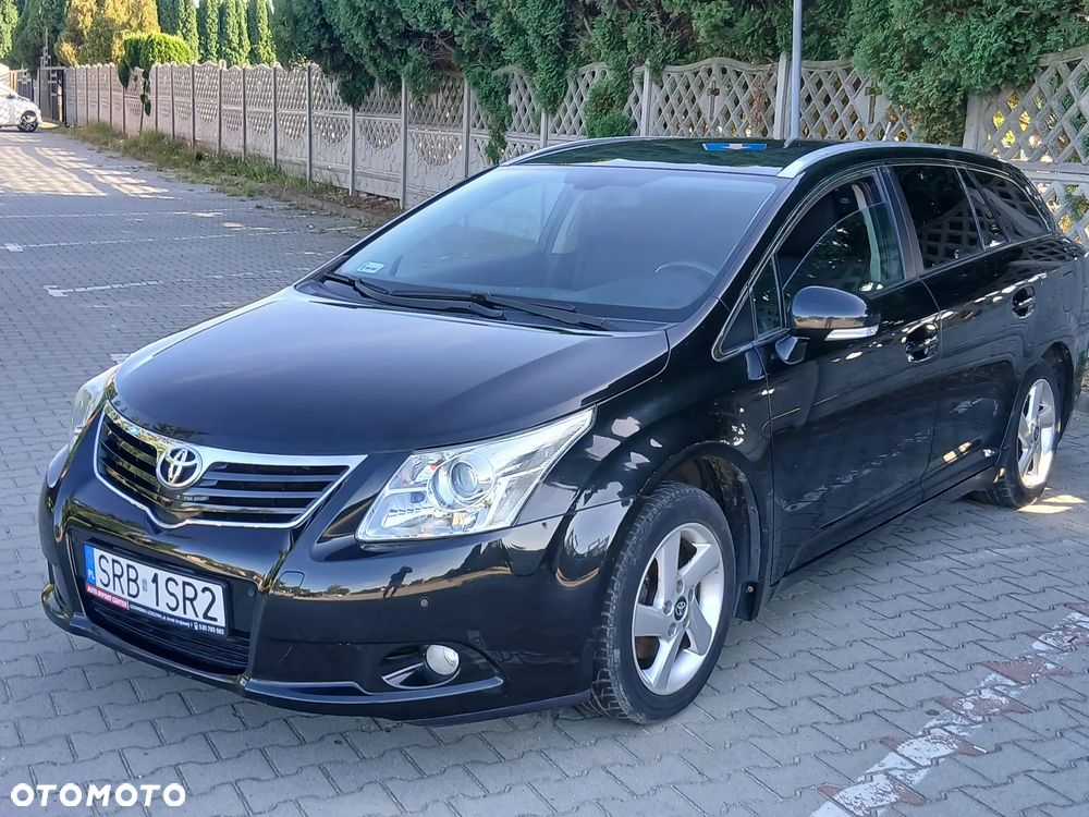 Toyota Avensis - 31