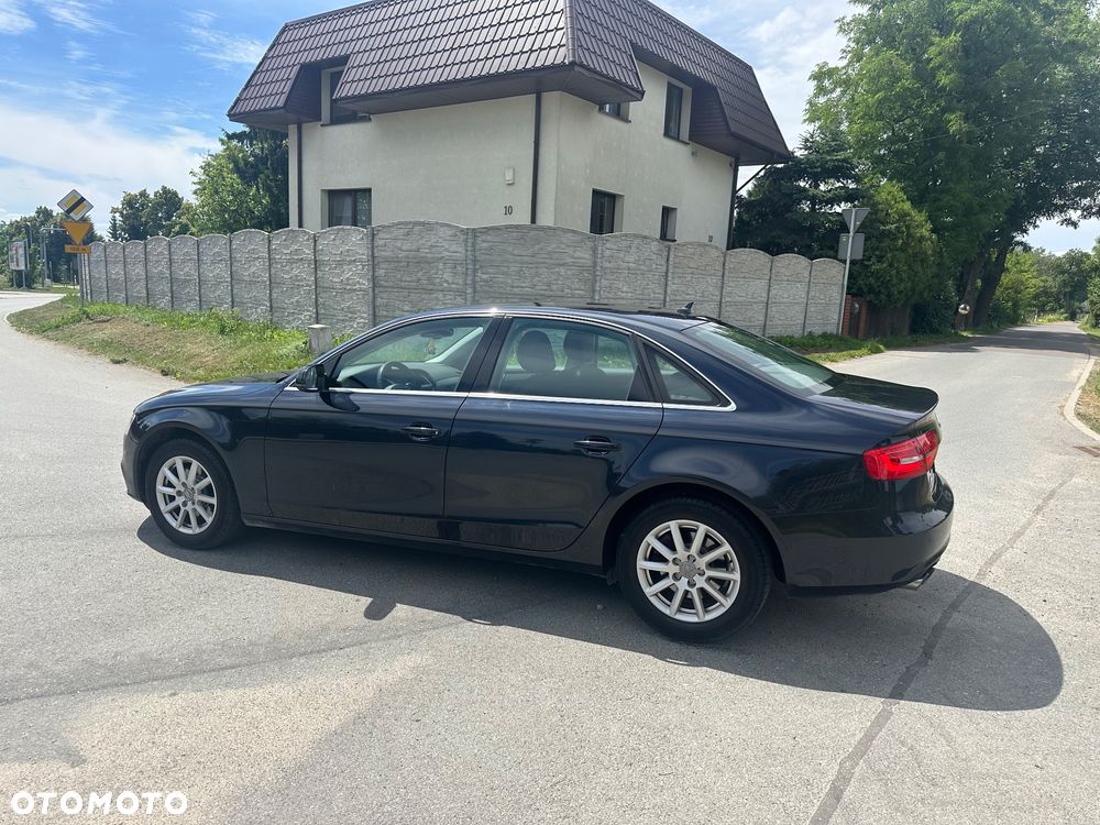 Audi A4 Limousine - 18