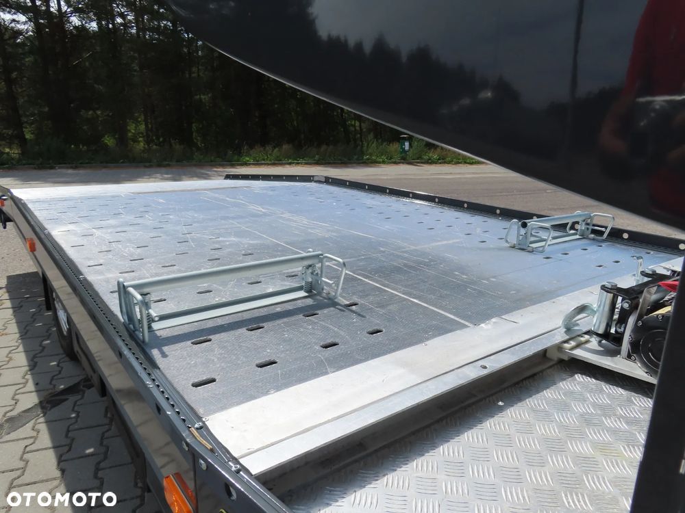 Iveco DAILY 35S18 3.0 HPI 180 KM POWER Hi-Matic AUTOMAT JEGGER Laweta POMOC DROGOWA Przewóz Pojazdów AUTOLAWETA 5100 mm Dł. Platformy DMC 3500 Kg Rozstaw Osi 4100 mm WZMACNIANE Zawieszenie Adaptacyjne Pneumatyczne Tylna Kabina Sypialniana LAMAX FULL LED Pełna Opcja Wyposażenia STAN JAK NOWY OKAZJA DOSTEPNA I GOTOWA - 22