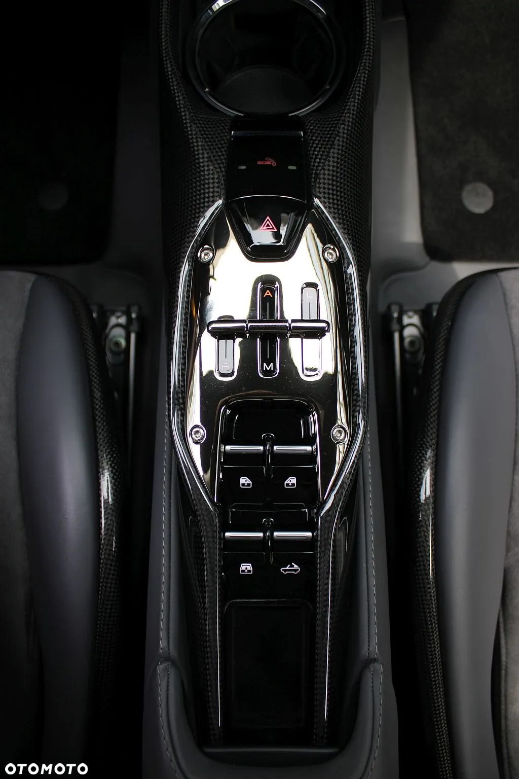 Ferrari SF90 Spider - 29