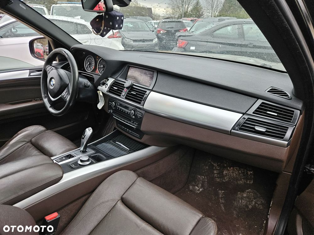 BMW X5 xDrive35d - 9