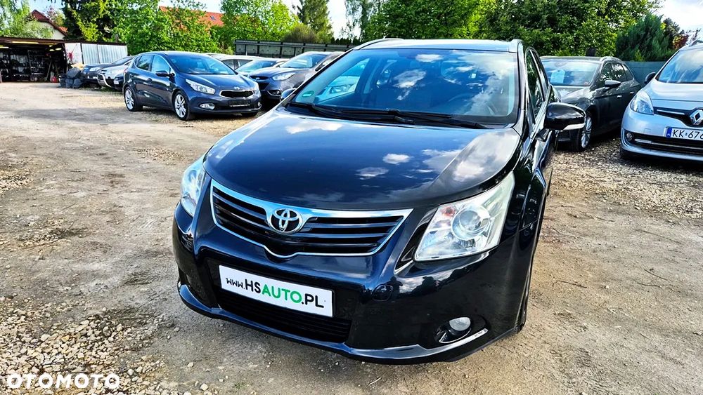 Toyota Avensis Touring Sports 1.8 Executive - 4