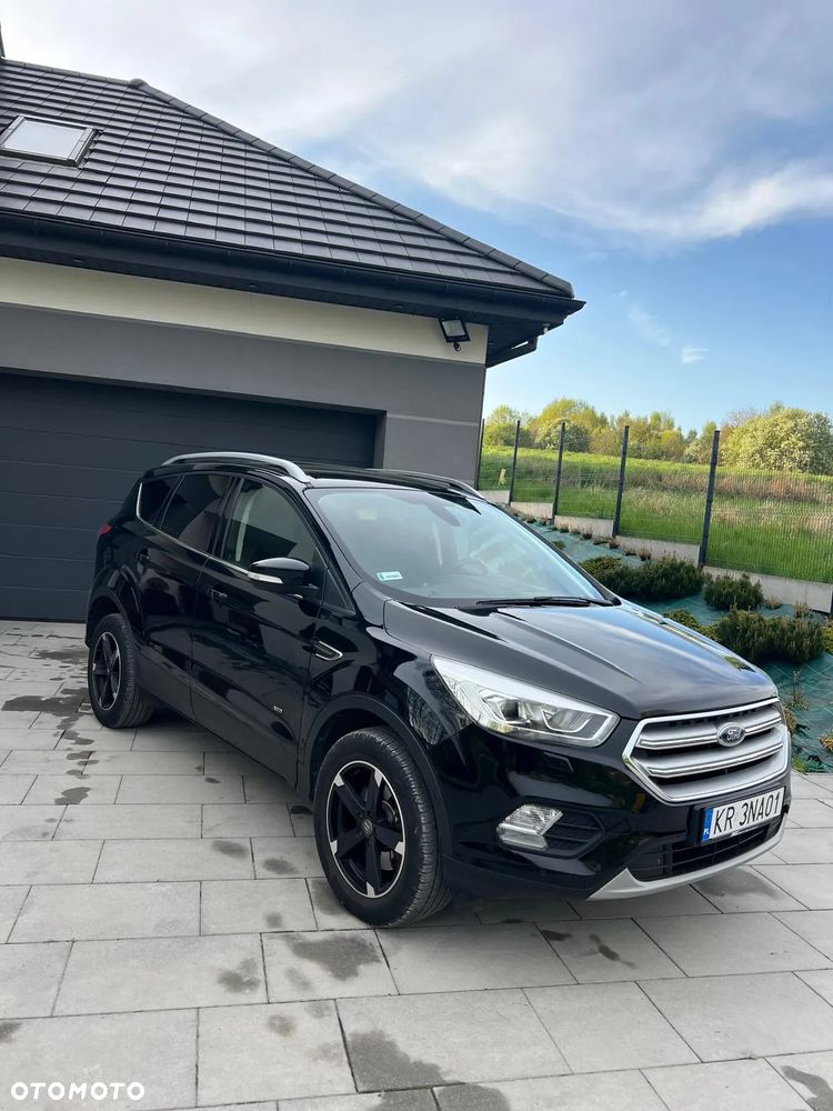 Ford Kuga 1.5 EcoBoost 4x4 Titanium - 3