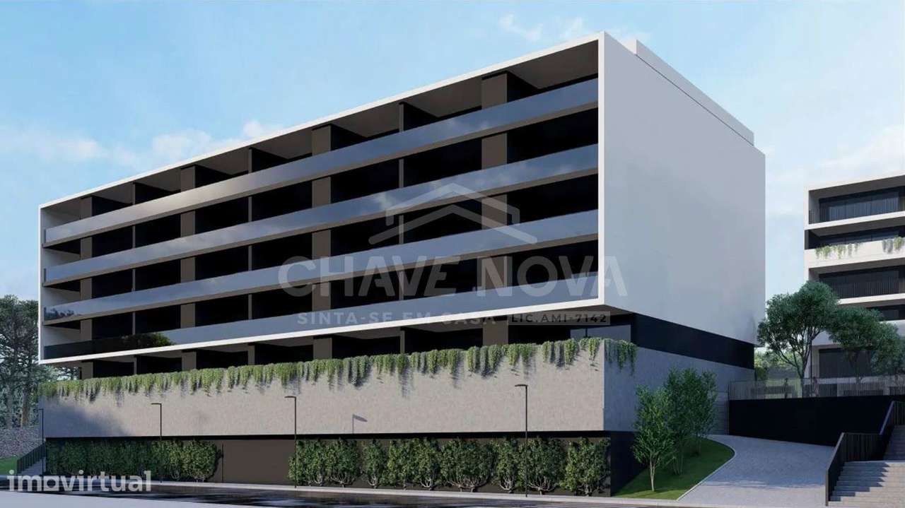 T4 Novo c/ 2 Lugares de Garagem em Fânzeres - Grande imagem: 2/9