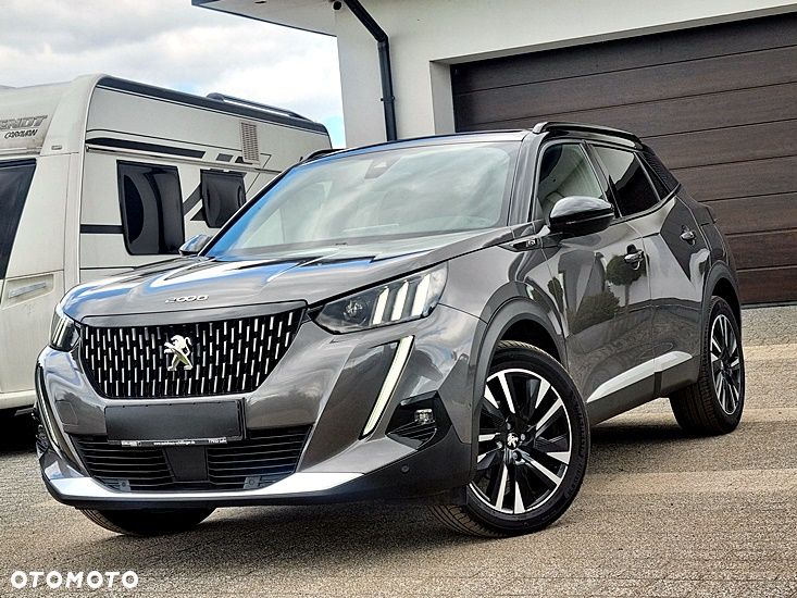 Peugeot 2008 PureTech 130 EAT8 GT - 26