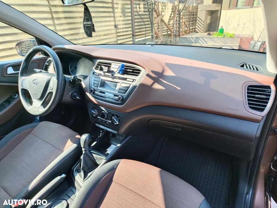 Hyundai i20 1.25 75CP M/T Comfort - 4