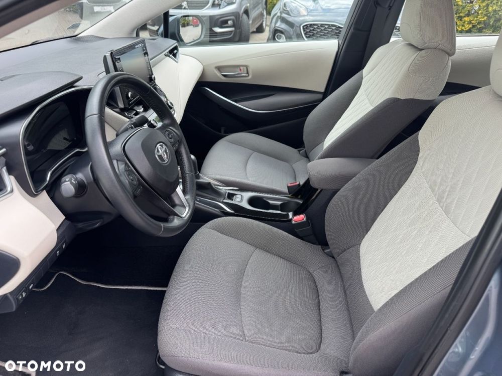 Toyota Corolla 1.8 Hybrid GPF Comfort - 18