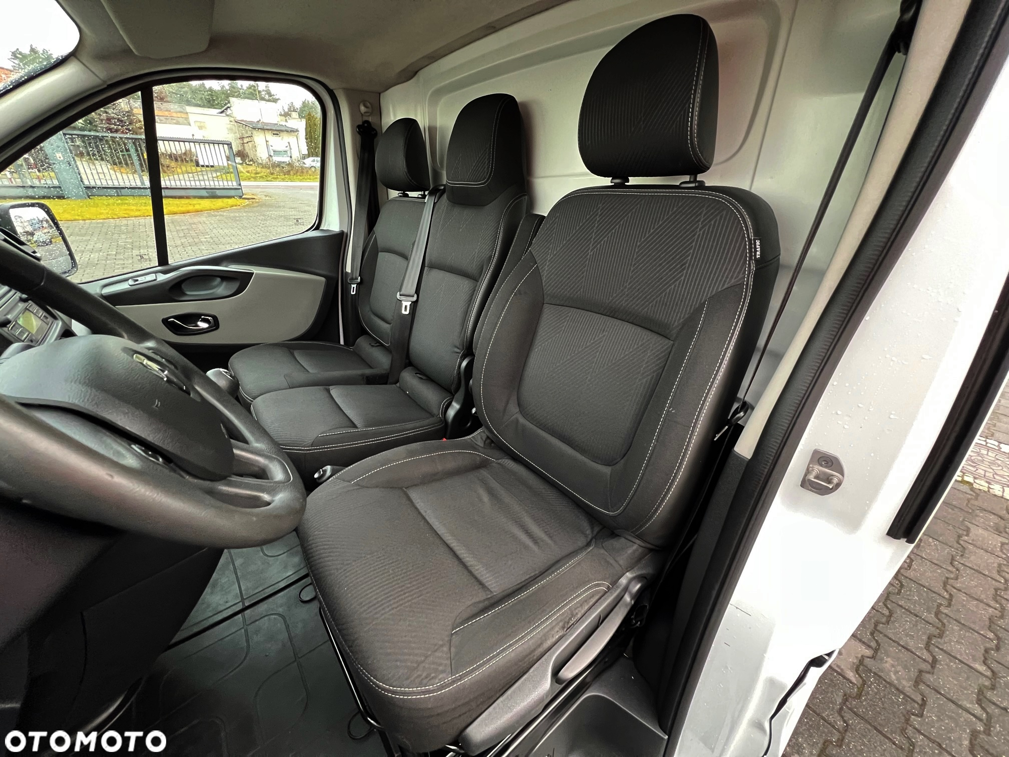 Renault Traffic Blaszak Chłodnia Izoterma, Long, Salon PL - 8
