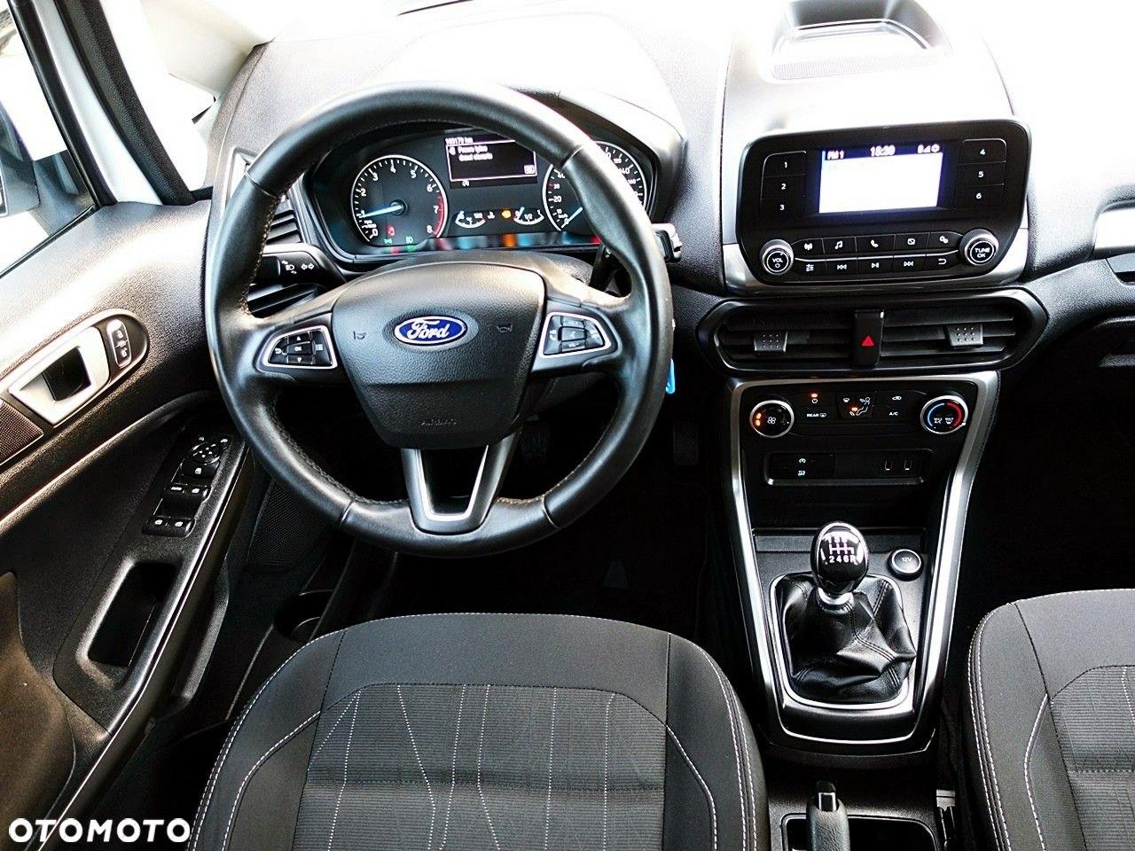 Ford EcoSport - 14