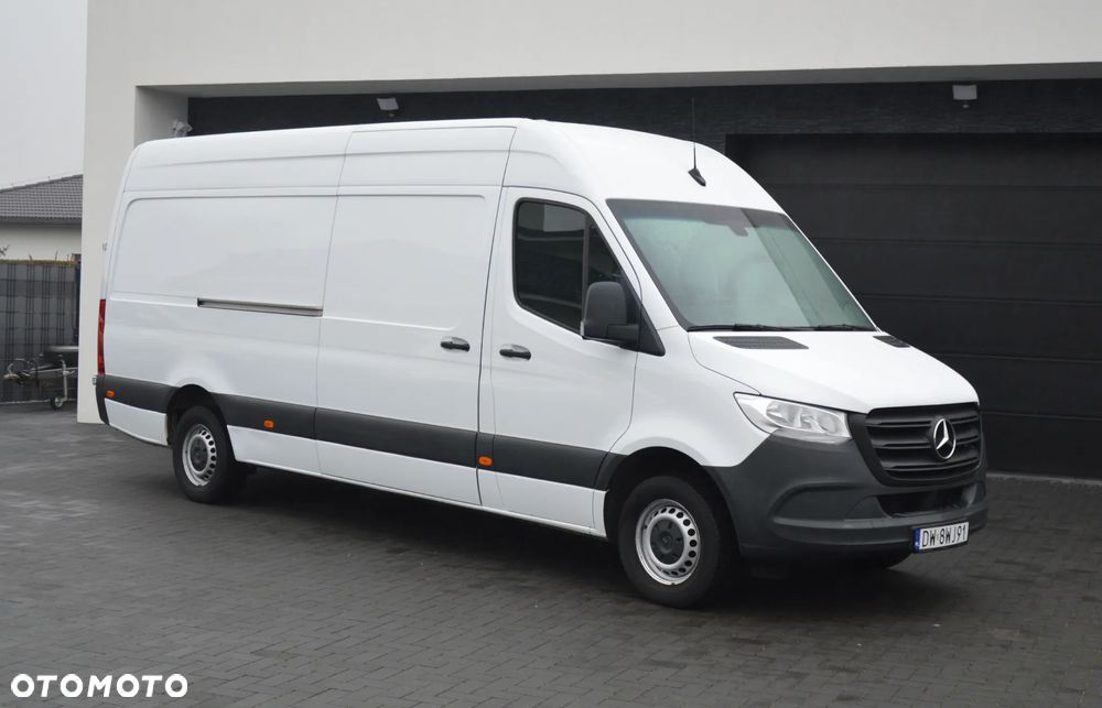 Mercedes-Benz Sprinter - 7