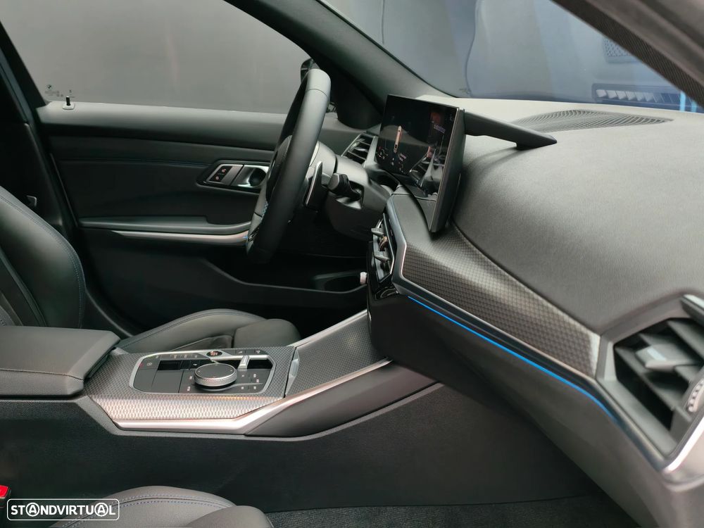 BMW 320 d Aut. M Sport - 29