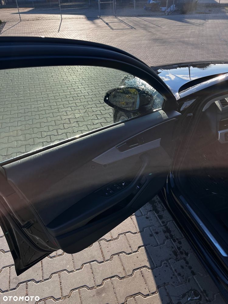 Audi A4 Limousine 2.0 TDI Design - 5