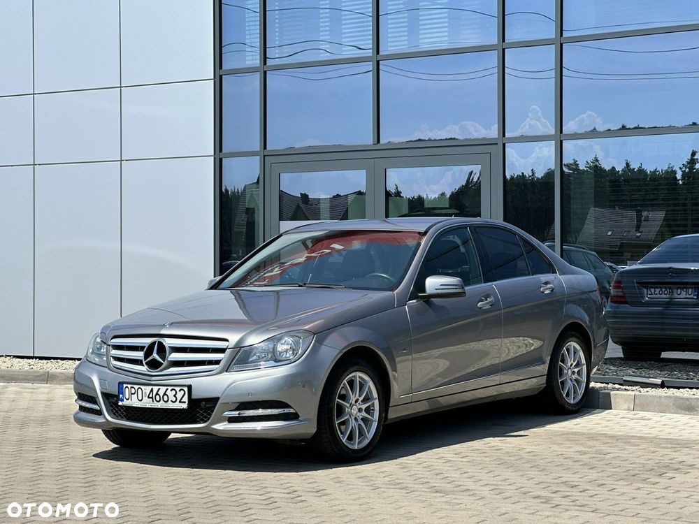Mercedes-Benz Klasa C 180 BlueEFFICIENCY Avantgarde - 4