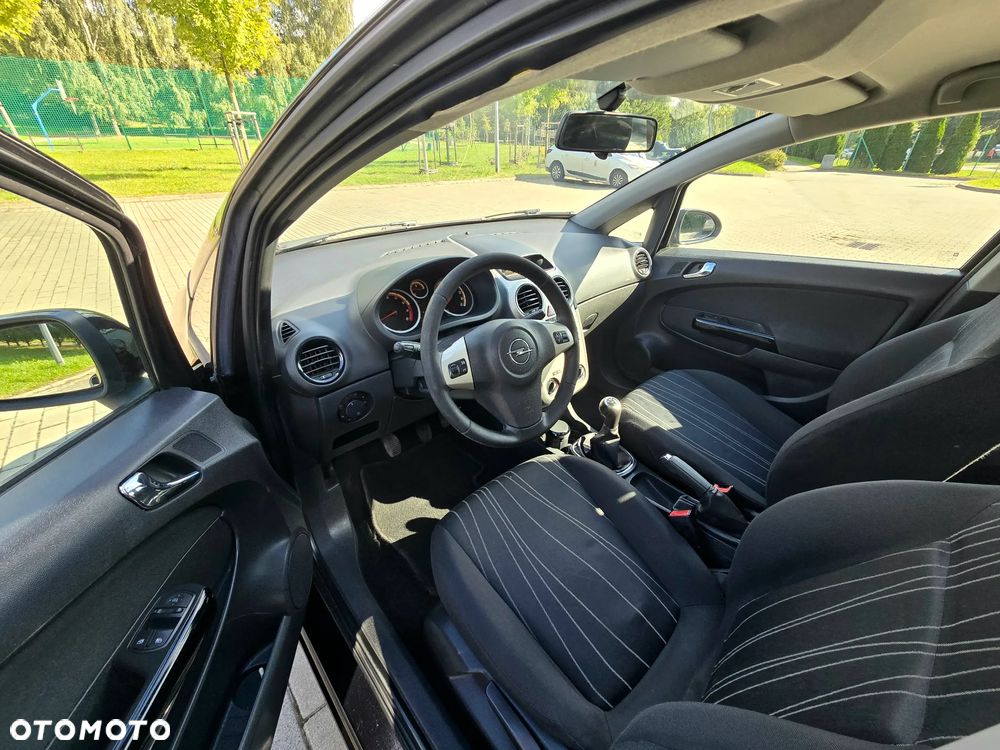 Opel Corsa 1.2 16V Edition - 7