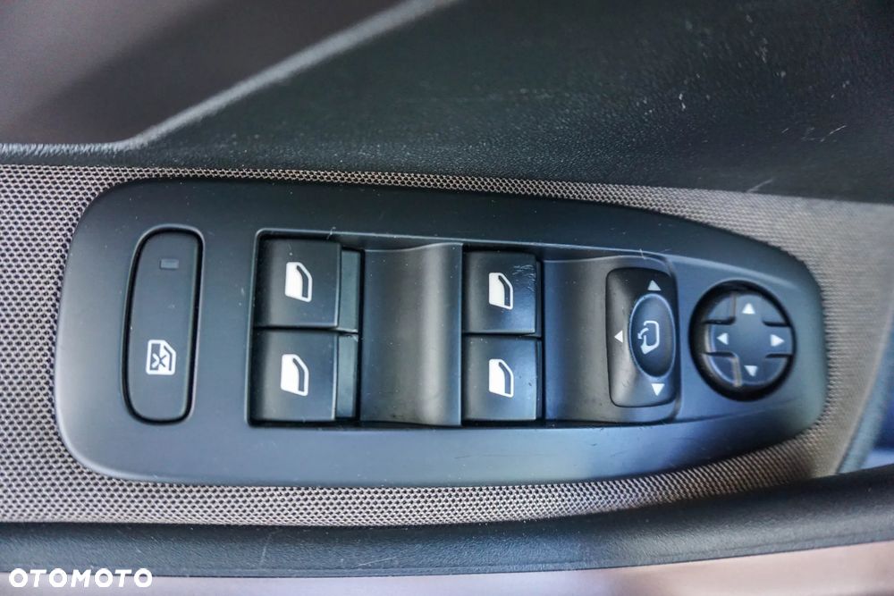 Peugeot 2008 e-HDi FAP 92 ETG6 STOP & START Allure - 23