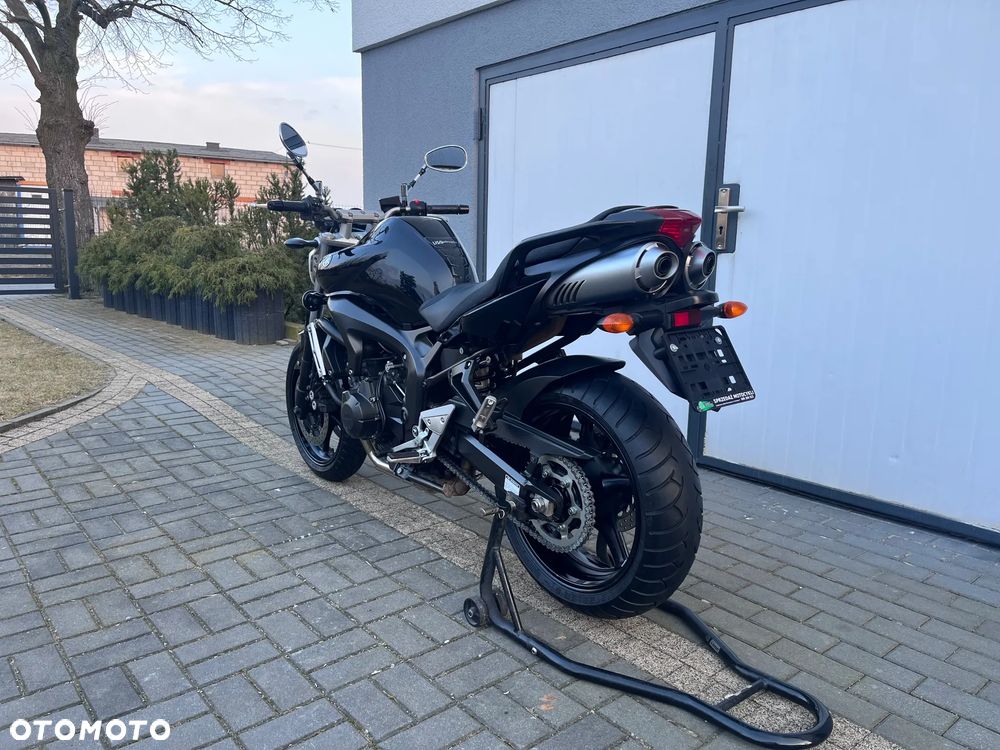 Yamaha FZ6 - 7
