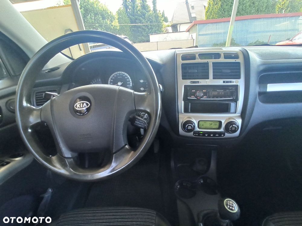Kia Sportage - 16